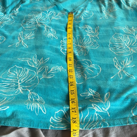 Ava & Viv teal printed shirt - Picture 9 of 9